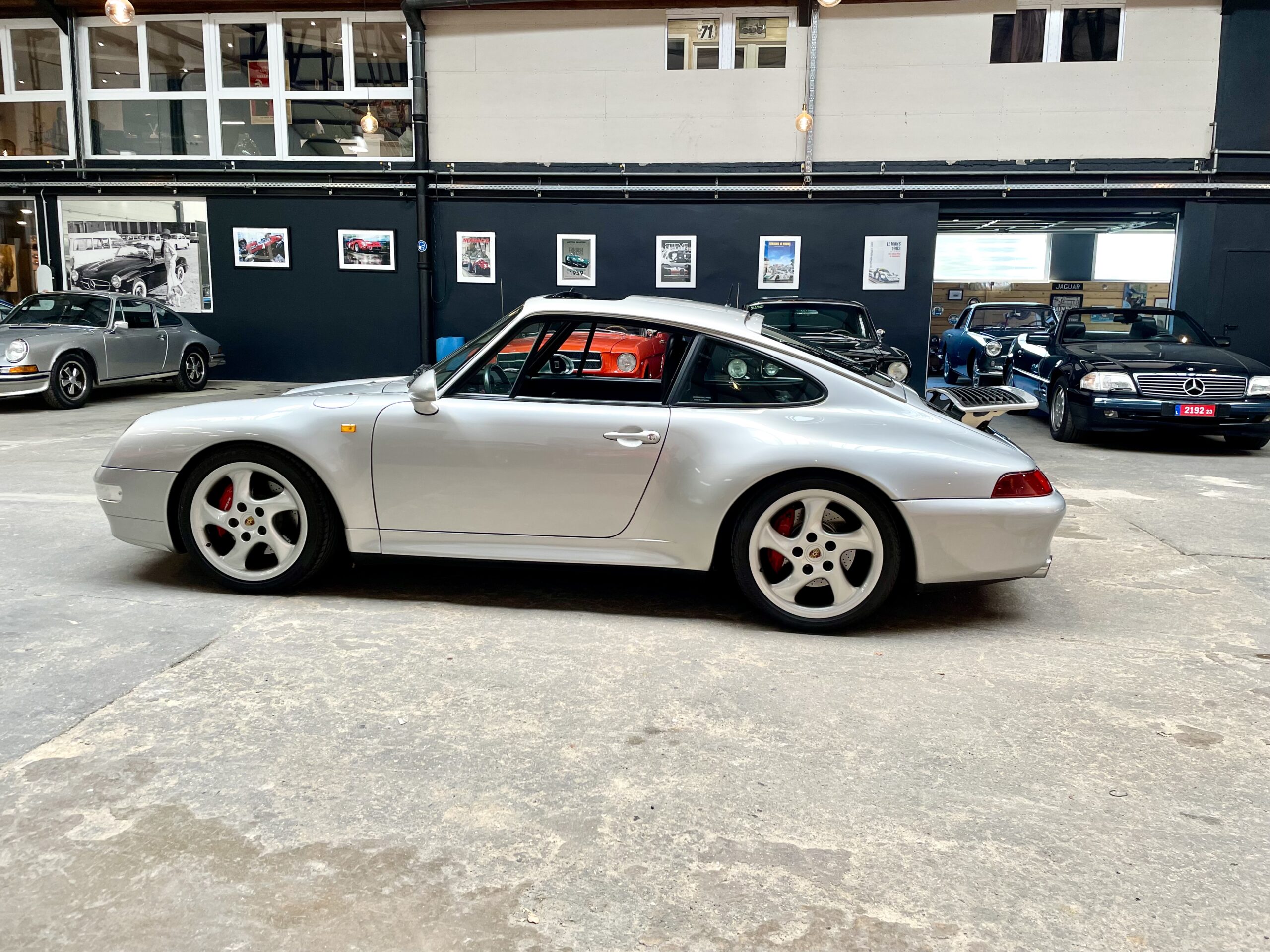 Porsche 993 Carrera 4S 1997 - LL Classic Cars