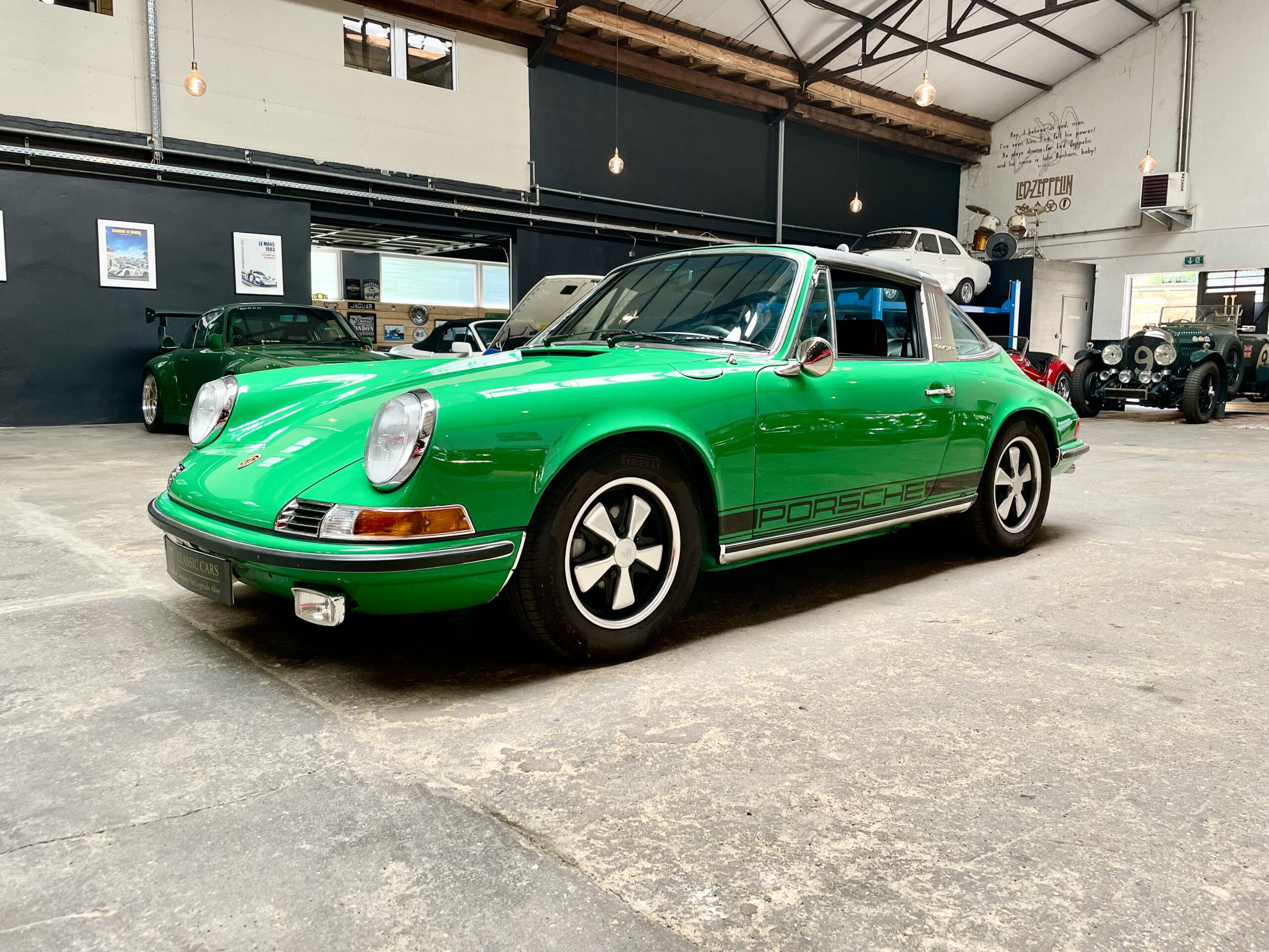 Porsche 911  E Targa 1971 - LL Classic Cars